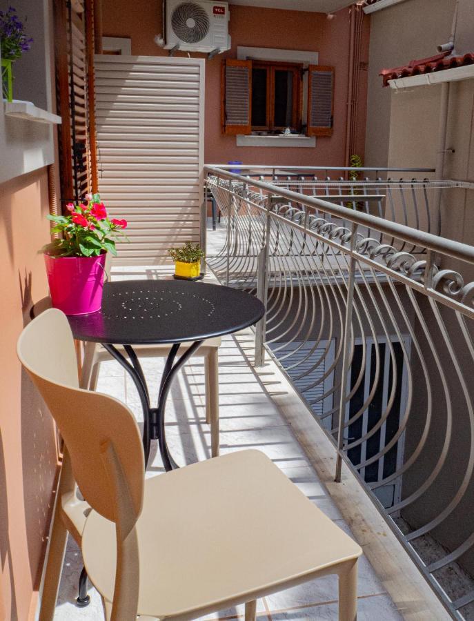 Dina Studio Argostoli 1 Apartamento Exterior foto